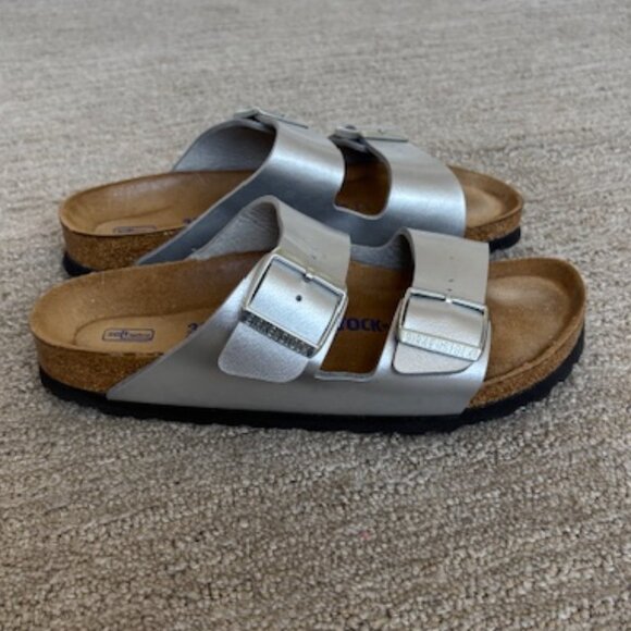 Birkentstock Women's Arizona Birko Sandals in Perfect Condition - Picture 2 of 7